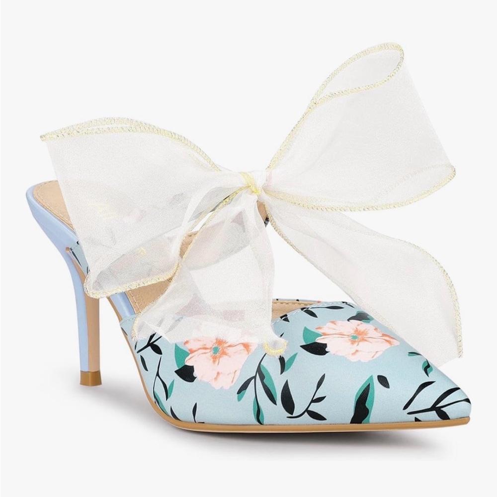 Floral Women's heels with Bow Accent NEW